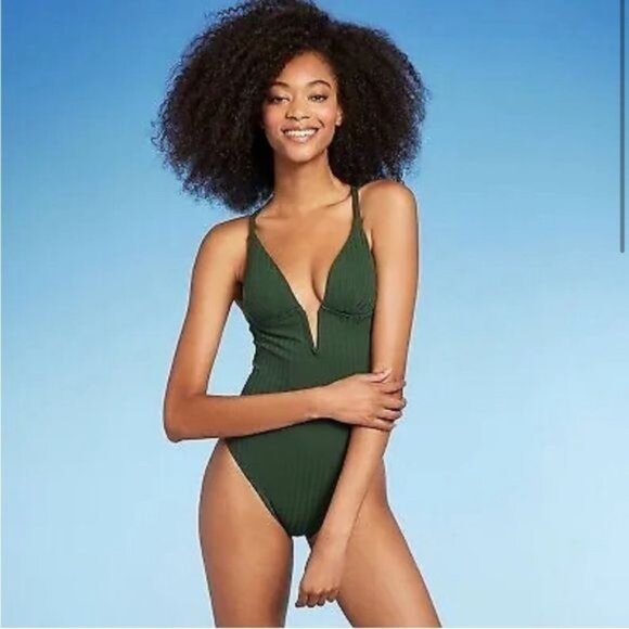 Shade & Shore Womens Ribbed Deep V-Neck One-Piece Swimsuit Cross Back M Made In - Picture 1 of 7